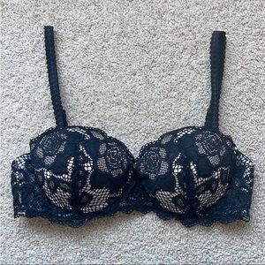 La Vie En Rose Lace Bra